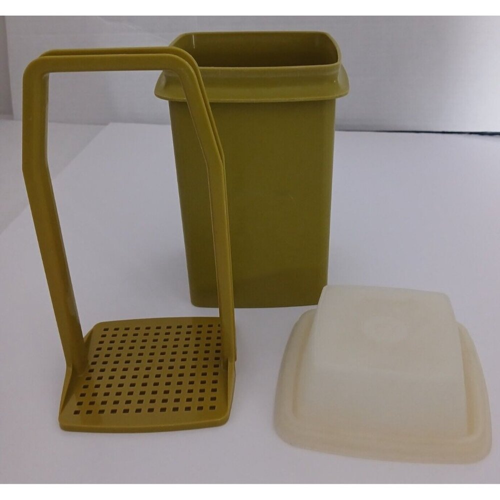 Vintage Tupperware Green Pick-A-Deli Pickle Keeper Made in Canada